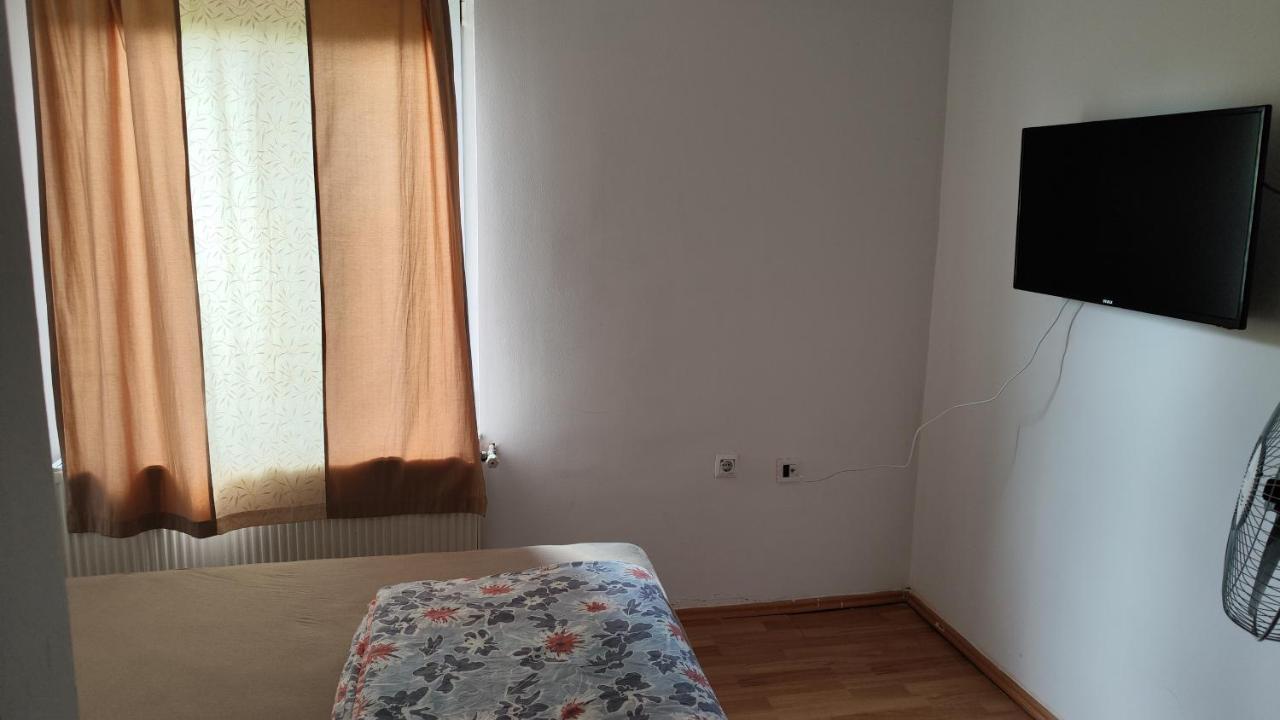 Saray Downtown Apartment Private Parking Free Wifi Сараєво Екстер'єр фото